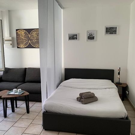 Ferienwohnung Studio Paul - Terrasse - Parking Gratuit - Need And Co Blois Exterior foto